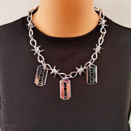 Gothic Punk Thorns Link Chains Razor Pendant Necklace Man Women Hip Hop Rock Neck Chains Male Egirl Collier Goth Fashion Jewelry