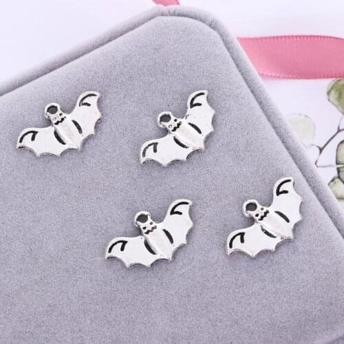 Pendant 10pcs/batch Bat Neo-Gothic Halloween Jewelry Necklace Pendant Bat Retro Vampire Accessories Accessories