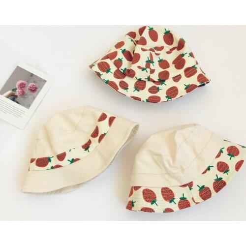 Korean Style Lovely Strawberry Print Baby Hats Summer Outdoor Boys Cap Infant Girls Beach Bucket Hats for 2-7Y Kids
