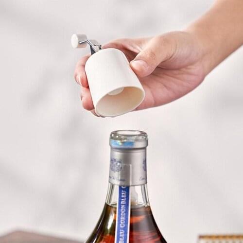 High-End Reusable Wine Saver Bottle Stopper Vacuum Sealer Reusable Preserver Easy to Keep for Home Kitchen