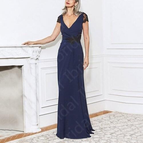 On Sale Elegant Navy Blue Mother of the Bride Dresses V Neckline Short Sleeves Wedding Party Dresses Lace Mother Dress Appliqued