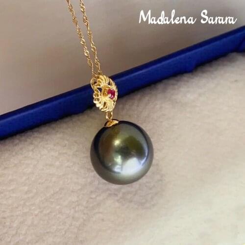 MADALENA SARARA 11mm Saltwater Pearl 18K Gold Women Pendent Necklace Natural Perfectly Round Tahiti Pearl AU750 gold Ruby Inlay