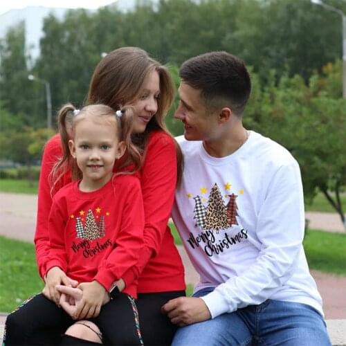 Parent-child outfit dad mom baby star Christmas tree cartoon print sweater loose leisure long sleeves white red sweater family