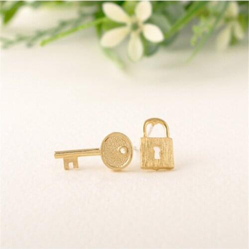 Fashion key and lock stud earrings for women