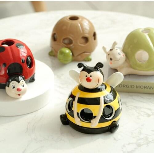 Cartoon Animals Ceramic Ornaments Rustic Home Decor Cute Room Decor Fashion Modern Home Decoration Girl Room Decoration For Home