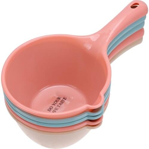 5PCS Kitchen Scoop Thick Plastic Water Ladle Long Handle Bathing Boiler Water Scoop Dipper Baby Bath Shower Caps Cup Spoons