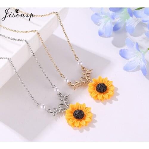 Korean Fashion Sunflower Pendant Pearl Necklace for Women Jewelry 2021 Summer Style Sunshine Necklaces Clavicle Chain Girls Gift