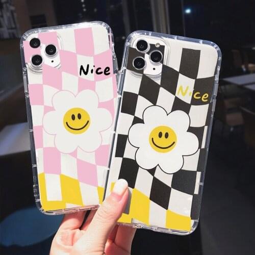 Cartoon Smile Daisy Flower Shockproof Phone Case For iPhone 11 12 Pro MAX XS XR 7 SE20 X 8 6Plus Clear Soft Silicone Cover Coque