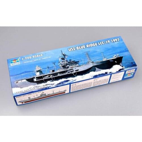 Trumpeter 05715 1/700 USS BLUE RIDGE LCC-19 1997 plastic model kit