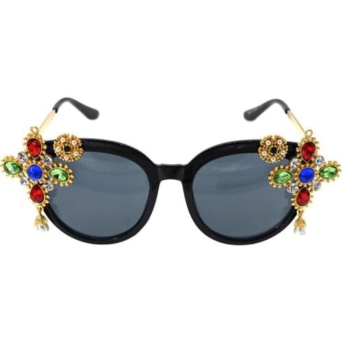 Vintage Sunglasses Women Cat Eye Luxury Brand Designer Sun Glasses Retro Crystals ladies Sunglasses Black Eyewear oculos