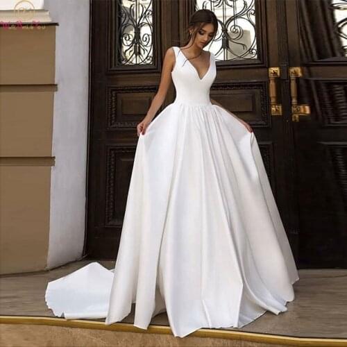 Elegant V Neck A-Line Simple Wedding Dresses 2019 Boho Chapel Train White Ivory Sleeveless Beach Bridal Gowns vestidos de noiva