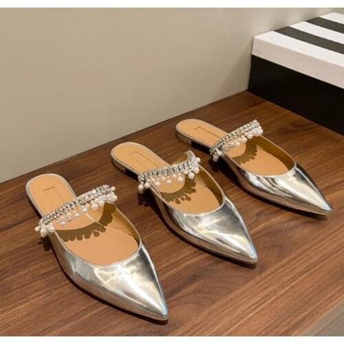 Drop Shipping Girls Sliver Patent Leather Diamond Chains Slip On Casual Slippers Woman Crystal Bling Pointed Toe Muller Shoes