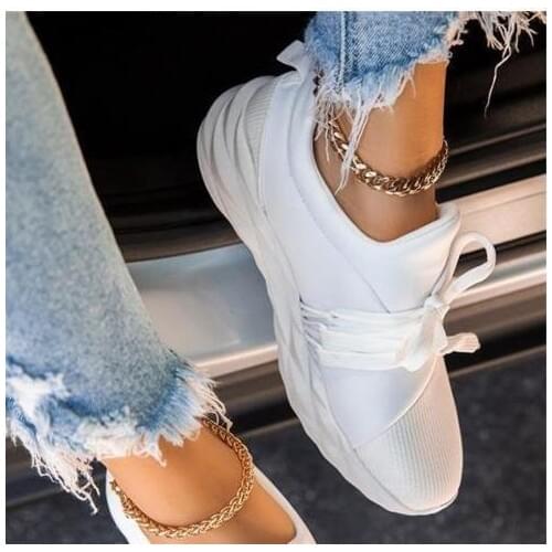 Haoyi Helen Footwear