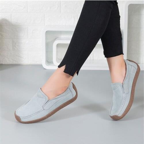 Genuine leather casual large size womens shoes flat-heeled soft-soled snail shoes foreign trade flat-soled peas shoes