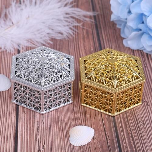 1PCS Hollow Wedding Candy Boxes Golden Silver Packaging Gift Box Jewelry Storage Box Wedding Party Favor