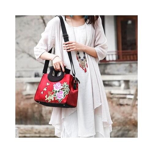 Nice national embroidery women shopping handbags!New floral prints multi-use lady Casual shoulder bag Hot-sale canvas Carrier