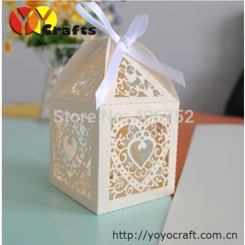 50pcs/lot Romantic heart shape laser candy wedding favor box wholesale