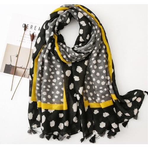 2021 New Style Leopord Pattern Silk Scarves Autumn Versatile Casual Style Cotton Scarf Womens Long Shawl Dual Purpose