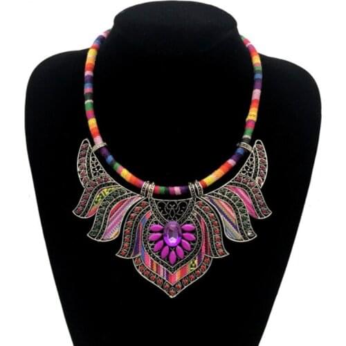 Miqiao Ethnic Personality Boho Resin Animal Type Torques Necklaces for Women Lover Mother Friend Fashion Design Gift Jewelry