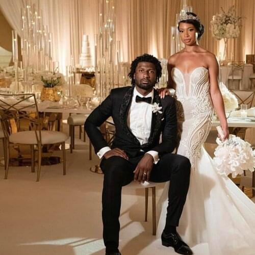 Classic Black Slim Fit Wedding Tuxedos One Button Crystal Decoration Two Pieces Mens Prom Suit (Jacket+Pants)