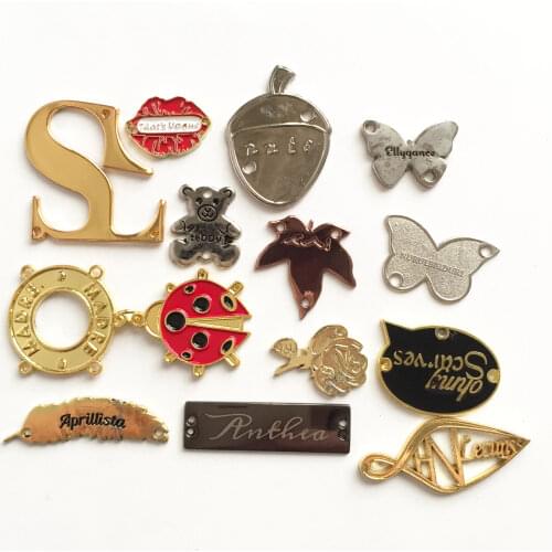 Metal Label Custom Zinc Alloy Embossed Gold Clothing Tags For Clothes