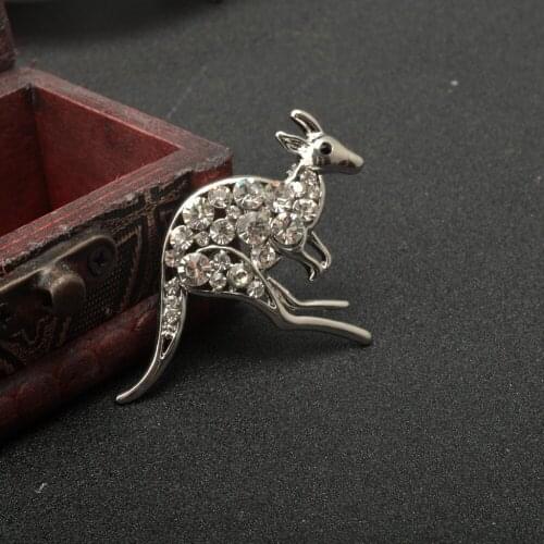 MZC High Quality Australia Kangaroo Brooch Metal Anime Animal Brooches for Womens Suit Dress Brosch Broches Badge Collar Jewlry