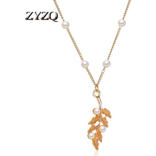 ZYZQ Fashion Maple Leaf Pendant Necklace For Women Gifls Sweet Imitation Pearls Leaf Chain Necklace Trend Jewelry Wholesale