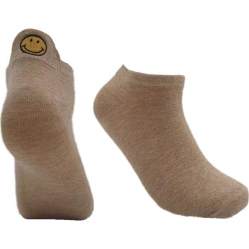 Kingano Women Cotton Khaki Socks Female Casual Boat 3D Cartoon Harajuku Smile Face Cute Invisiable Funny Girl Ankle Socks Gift