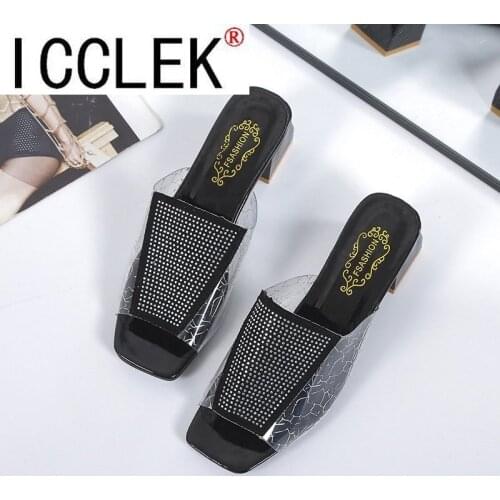 2021 New Women Slippers Summer Lightweight Color Matching Female Flat Slippers Open Toe Outdoor Lady Sandals