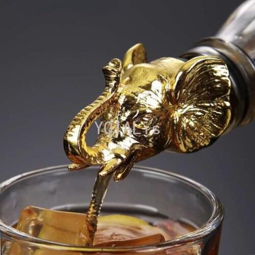Tasteful 4 Colors Elephant Head Pourer Art Wine Mouth Bar with Wine Set Wine Tools Animal Ornaments Wine Annex