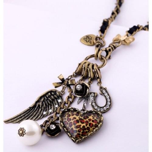 New Style Vintage Many Pendants Gold Color Rope Necklace Trending White Big Beads Wing India Fly Necklace