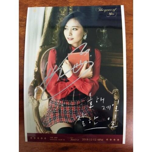 Signed TWICE Tzuyu autographed photo THE YEAR OF YES 5*7 inches K-POP 122018