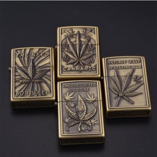 Creative Fashion Bronze Oil Machine Personality Metal Carving Portable Windproof Cigarette Lighter Cotton Oil Lighter Mens Gift