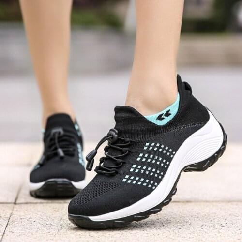 2021 New Womens Flat Platform Sneakers for Women Breathable Mesh Walking Shoes Spring Ladies Lace Up Sock Sneaker