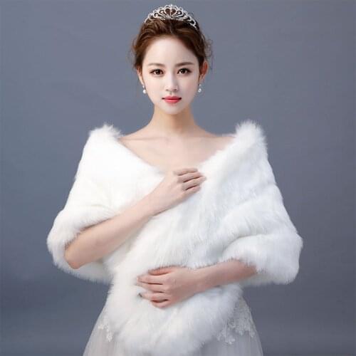 Ivory Winter Wedding Bridal Faux Fur Wraps Shrug Warm Shawls Outerwear Women Bolero Jackets For Prom Evening Party Cheap