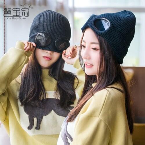 Autumn and Winter Mens and Womens Windshield and Velvet Ski Hat with Glassesknitted Warm Woolen Hat Cycling Cap Riding Mask