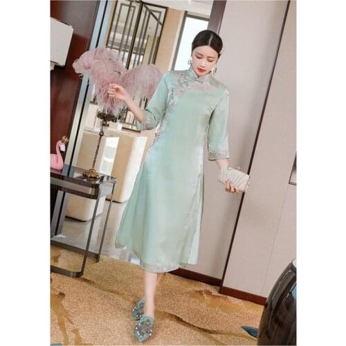 New autumn winter Chinese retro Embroidered mandarin collar big size long-sleeved loosen Cheongsam dress for women