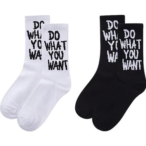 Tide Brand Harajuku Men and Women Socks Retro Letters In The Tube Socks Men and Women Street