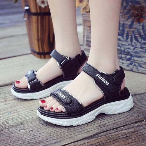 2021 New Sports Sandals Women Summer Korean Fashion Thick Bottom Students Wild Womens Shoes Beach Shoes