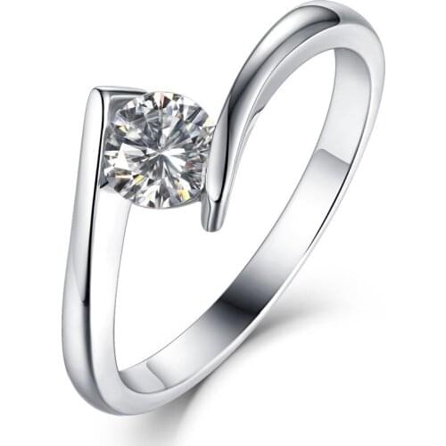 Unique Twist Arm Clip Diamond 925 Sterling Silver Women Rings Luxury Jewelry Engagement Wedding Elegant Exquisite Party Fine