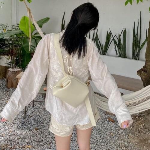 FIRMRANCH Womens Luxury Crossbody Bag 2021 New Korean Niche Brand Design Wide Shoulder Strap Clip Opening Premium Steamed Bun