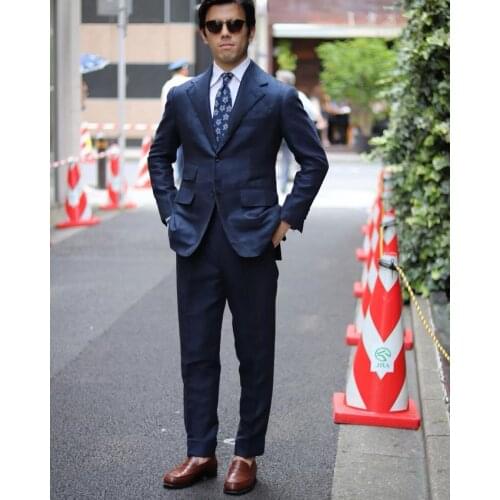 New Designed Men Tuxedos Notched Lapel Pocket Blazer Custom Made 2 Pieces Set (Jacket + Pants) Smart Casual Coat