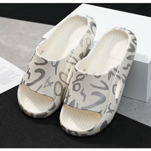 Unisex Simplicity Slippers Women Solid Color Beach Sandals Summer Outdoor Slides Men Ladies Flip Flops Ladies Bathroom Slippers