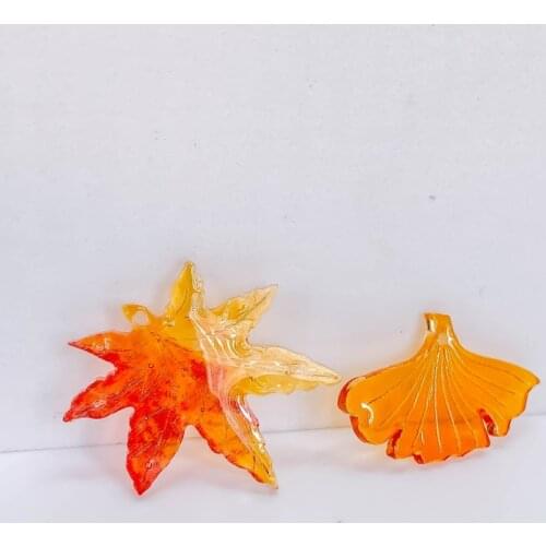 Clear Gradual Orange Color Resin Maple Leaf Eardrop Pendant Charms Necklace Accessories Jewelry Diy Handmade Material 10pcs