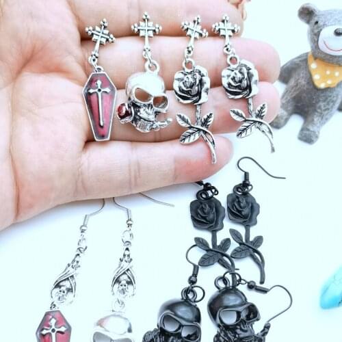 Fashion Gothic Punk Earl Flower Drop Oil Black Wild Rose Skull Head Zinc Alloy Womens Earrings Fashion Jewelry Wholesale