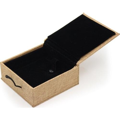 New Style Linen Buckle Wooden Jewelry Boxes Ring Long Chain Pendant Bracelet Gift Box Built-in Black Card Slot For Gift Package