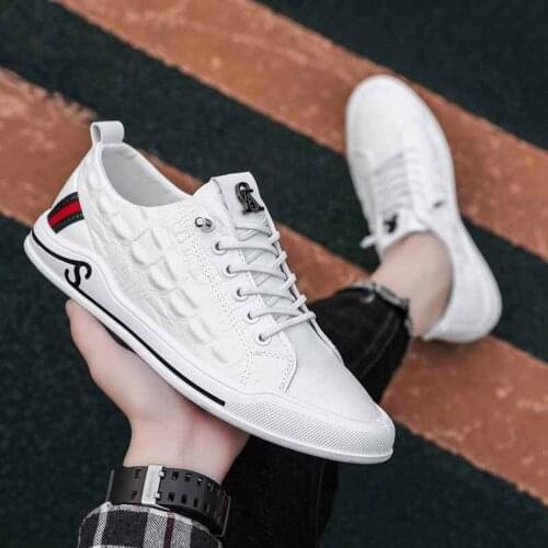 New Men Casual Sports Shoes Male Sneakers Comfortable Breathable Non-slip Wear-resistant Mens Tennis Running Training Flat Shoes