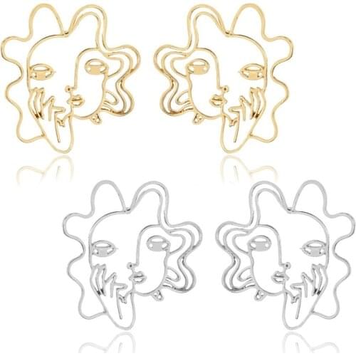 2020 New arrival Alloy Fashion Hot Face Earrings Individualized and Popular stud earrings Female Factory Direct Delivery