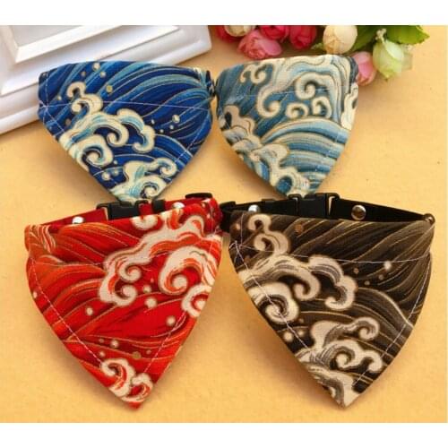 Handmade pet dog accessories medium-sized dog and wind triangular saliva towel Cat Puppy Bib Bib large dog Teddy golden fur