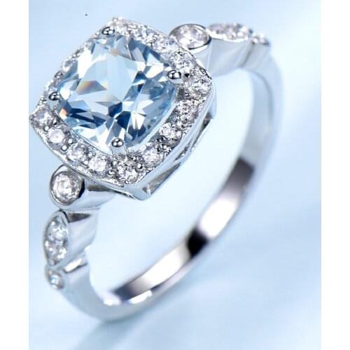 New European and American Popular S925 Sterling Silver Personalized Ring With Blue Topaz AAA Zircon Ring For Ladies